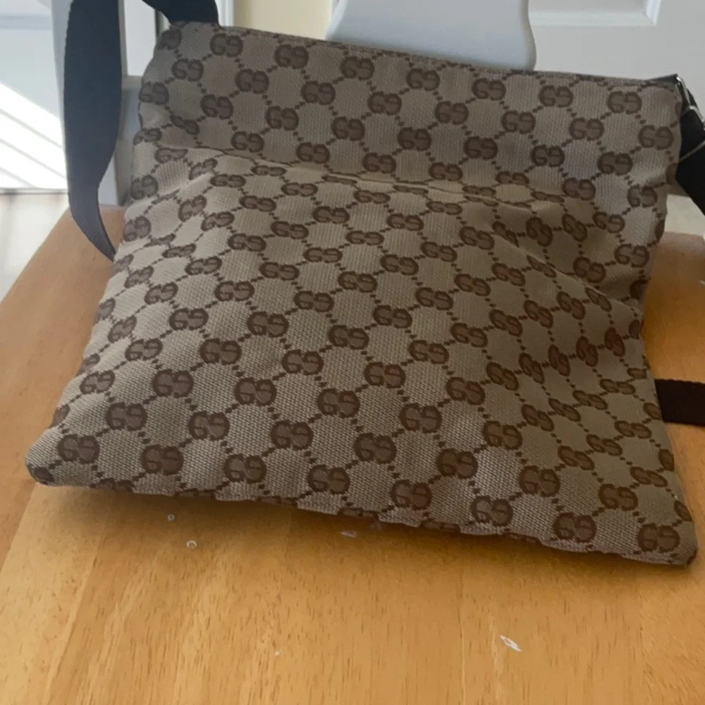 GGBrown Patterned Crossbody Bag - Picture 4 of 8